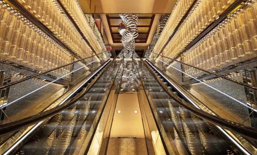 baccarat cheating scam, Swiss Casinos Zurich, baccarat cut-card scam, casino cheating ring, casino surveillance investigation